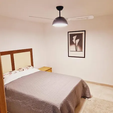 Magnifico Adosado En Torrevieja, Alicante. Сasa de vacaciones *